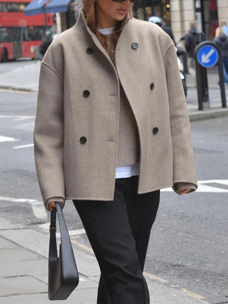 Short wool jacket for women