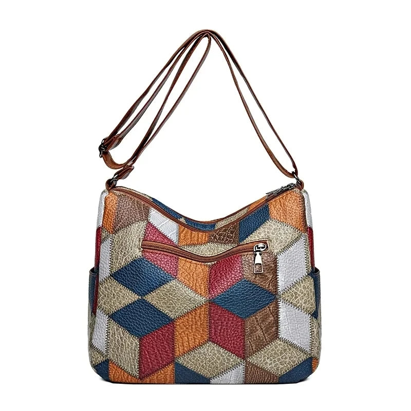 Patchwork-veske til hverdagen med innsatser i kunstskinn.