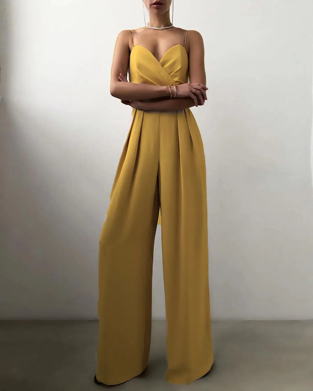 Ermeløs Jumpsuit med Høy Liv og Brede Bukser