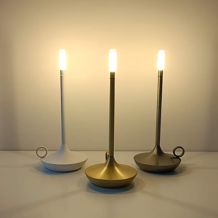 Wiederaufladbare Tischlampe mit Kerze