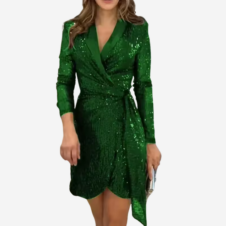 Stylish blazer dress for women
Elegant sophistication with a glamorous touch