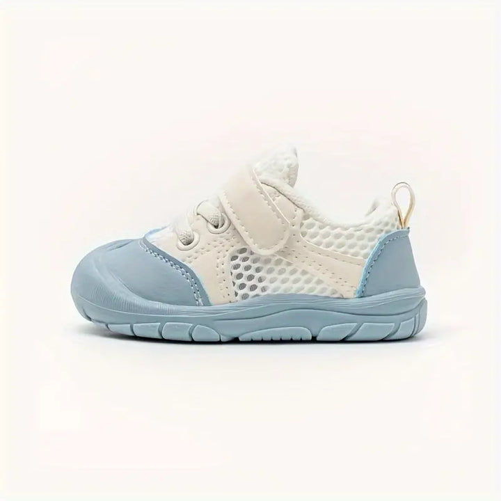 Flexible barefoot baby shoes
