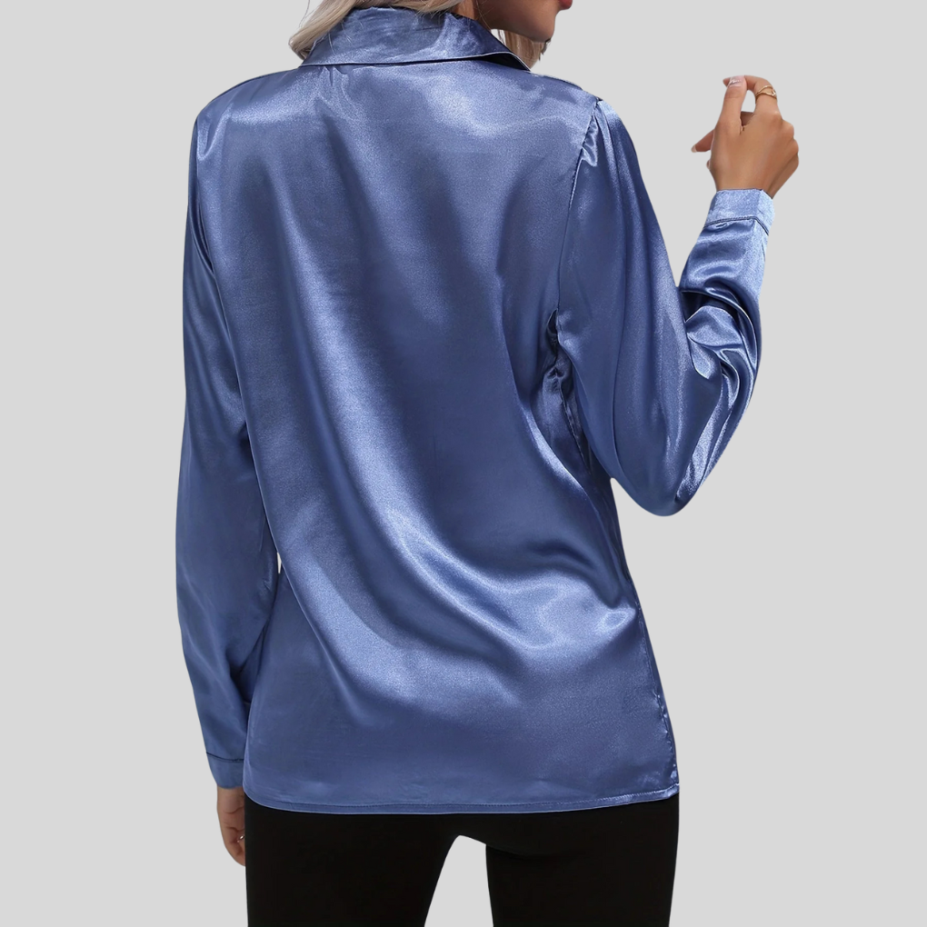 Elegant blouse for women – subtle style