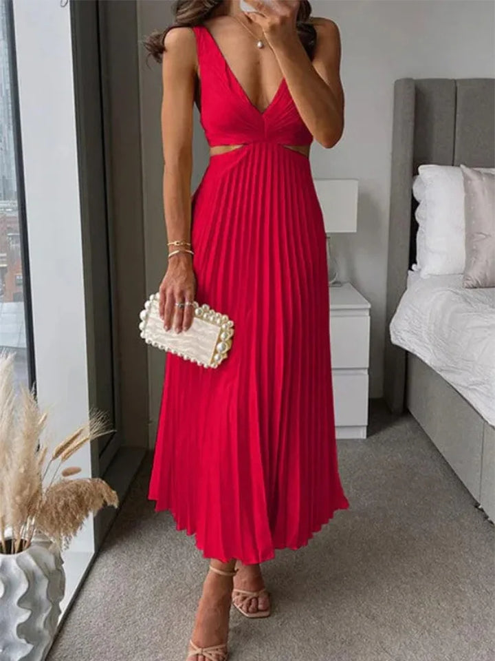 Elegant sleeveless dress with open back