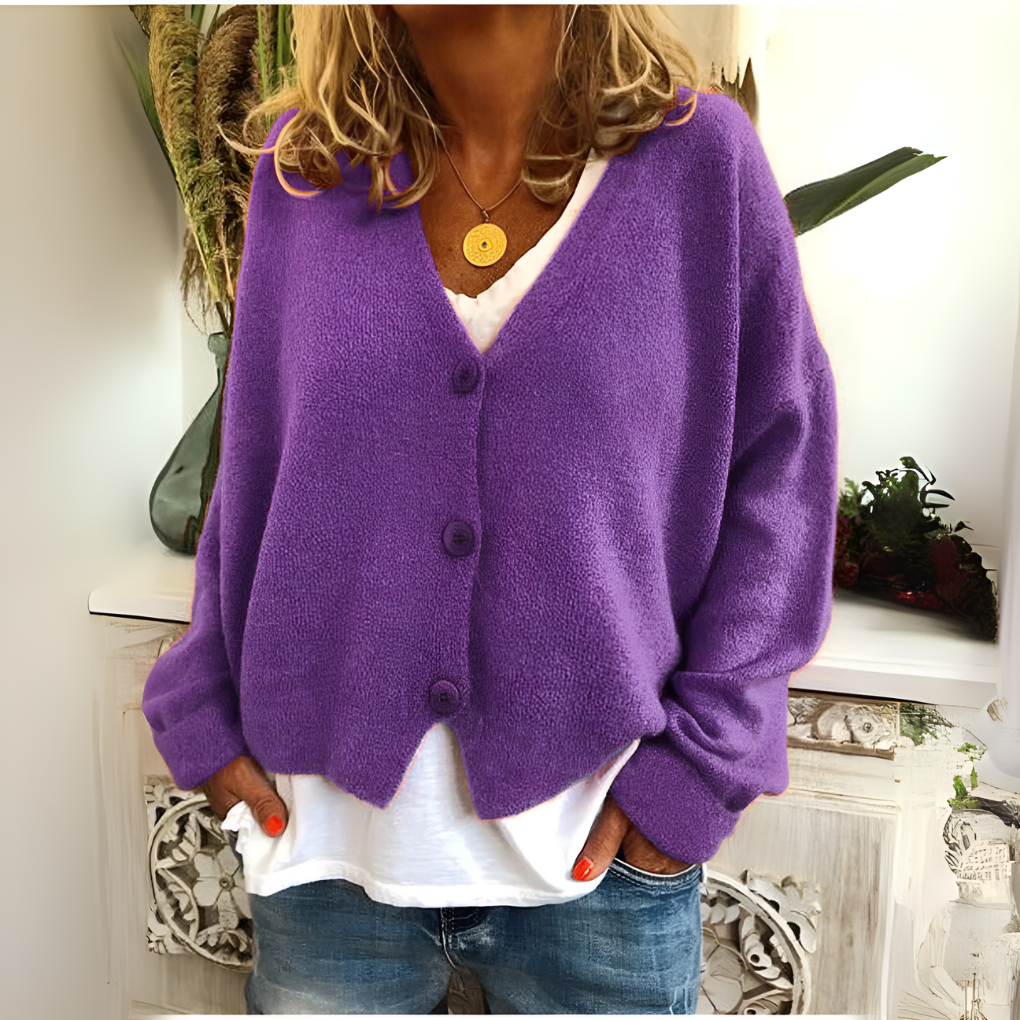 Soft knitted cardigan with relaxed fit for women