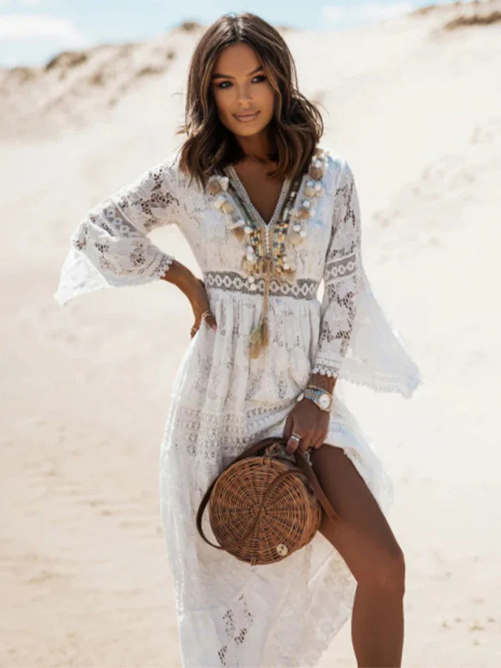 Bohemian maxi dress with lace and elegant, flared sleeves