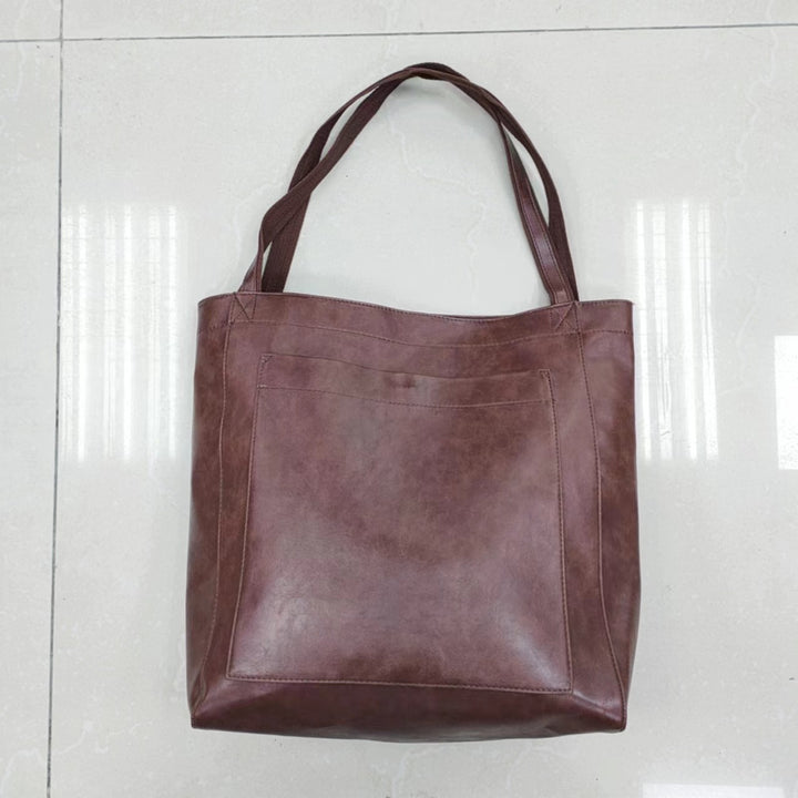 Luxurious leather handbag for women