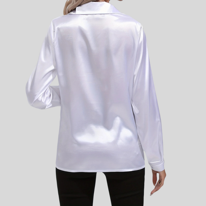 Elegant blouse for women – subtle style