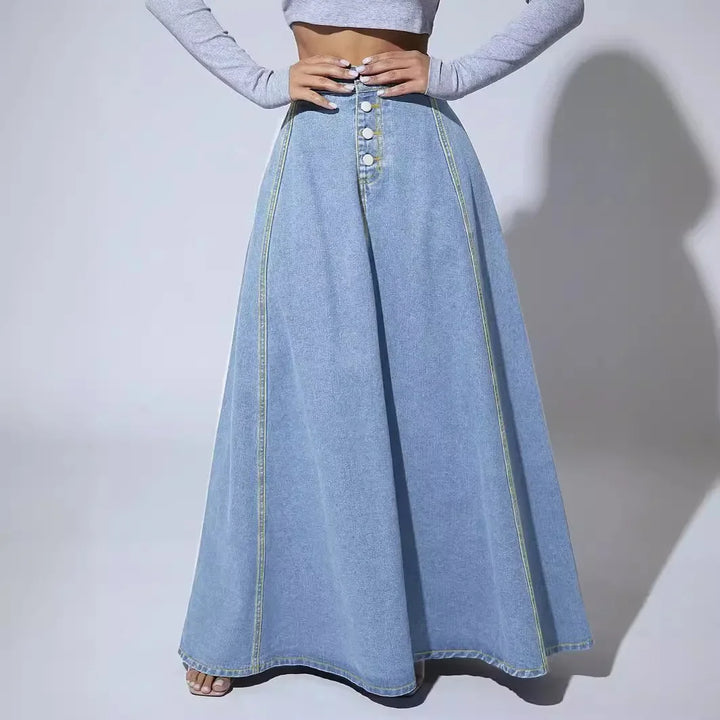 Women's denim skirt with A-line and button closure