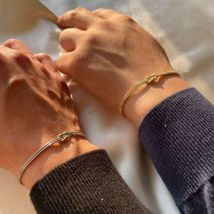 Elva – Minimalistisk Armbånd med Knute