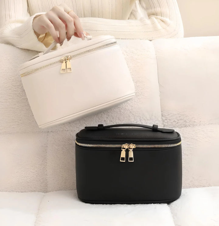 Lær Cosmetics Case