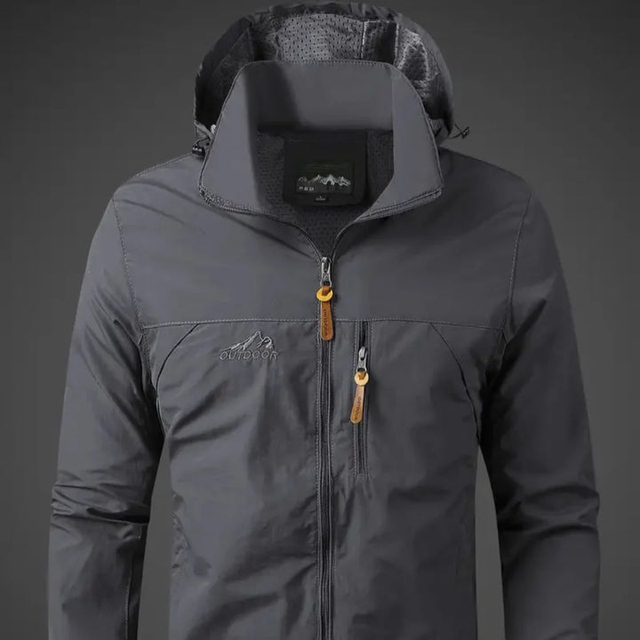 Waterproof and windproof men's jacket for outdoor life