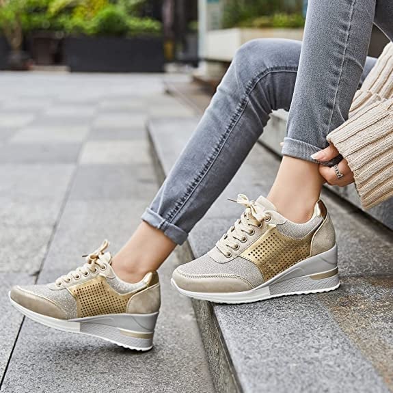 Women's shoes with elevated wedge heels