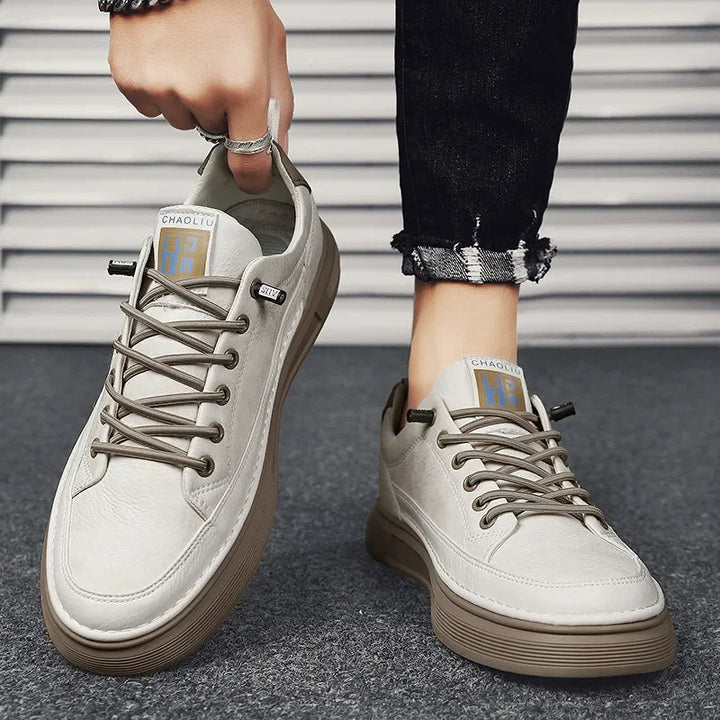 Herresneakers モダンな快適さが日常の多様性に出会う