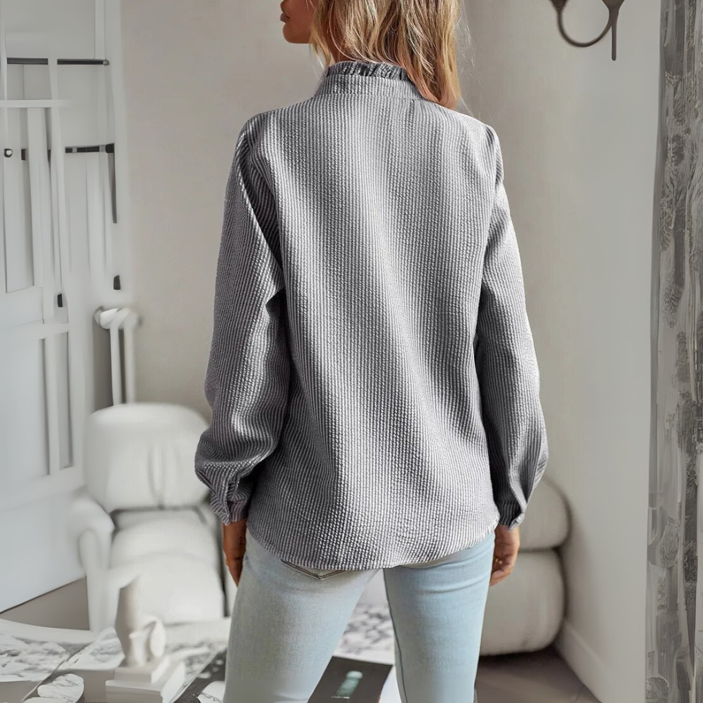 Elegant long-sleeved blouse