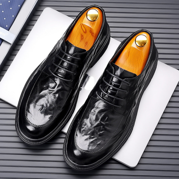 Classic elegance for all seasons Oxford leather shoes