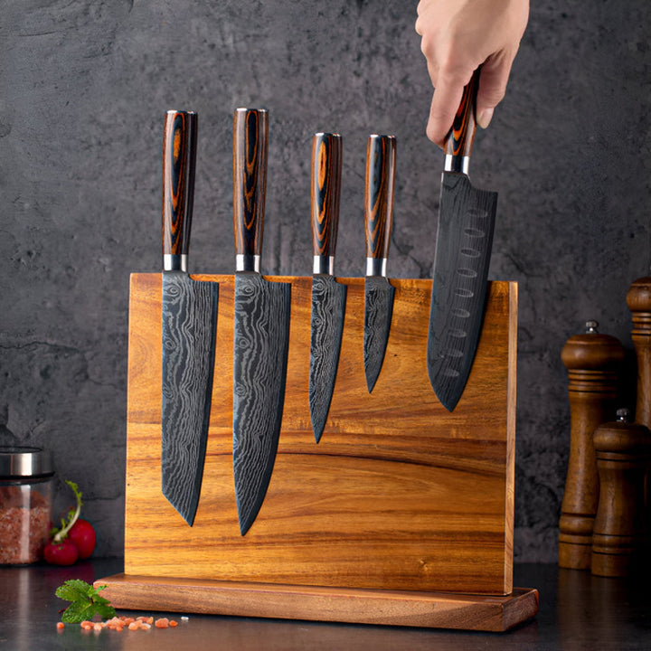 Effective kitchen storage – magnetic knife block in wood