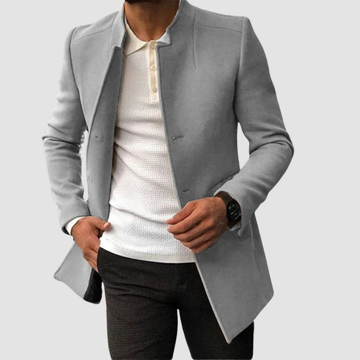 Classic long men's coat
Timeless elegance for every season
