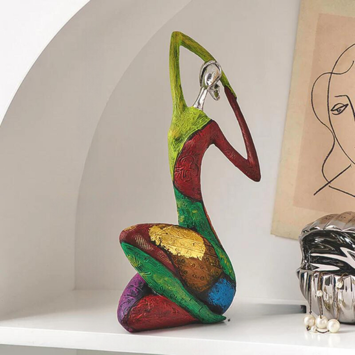 Künstlerische moderne abstrakte Frauenskulptur aus Harz