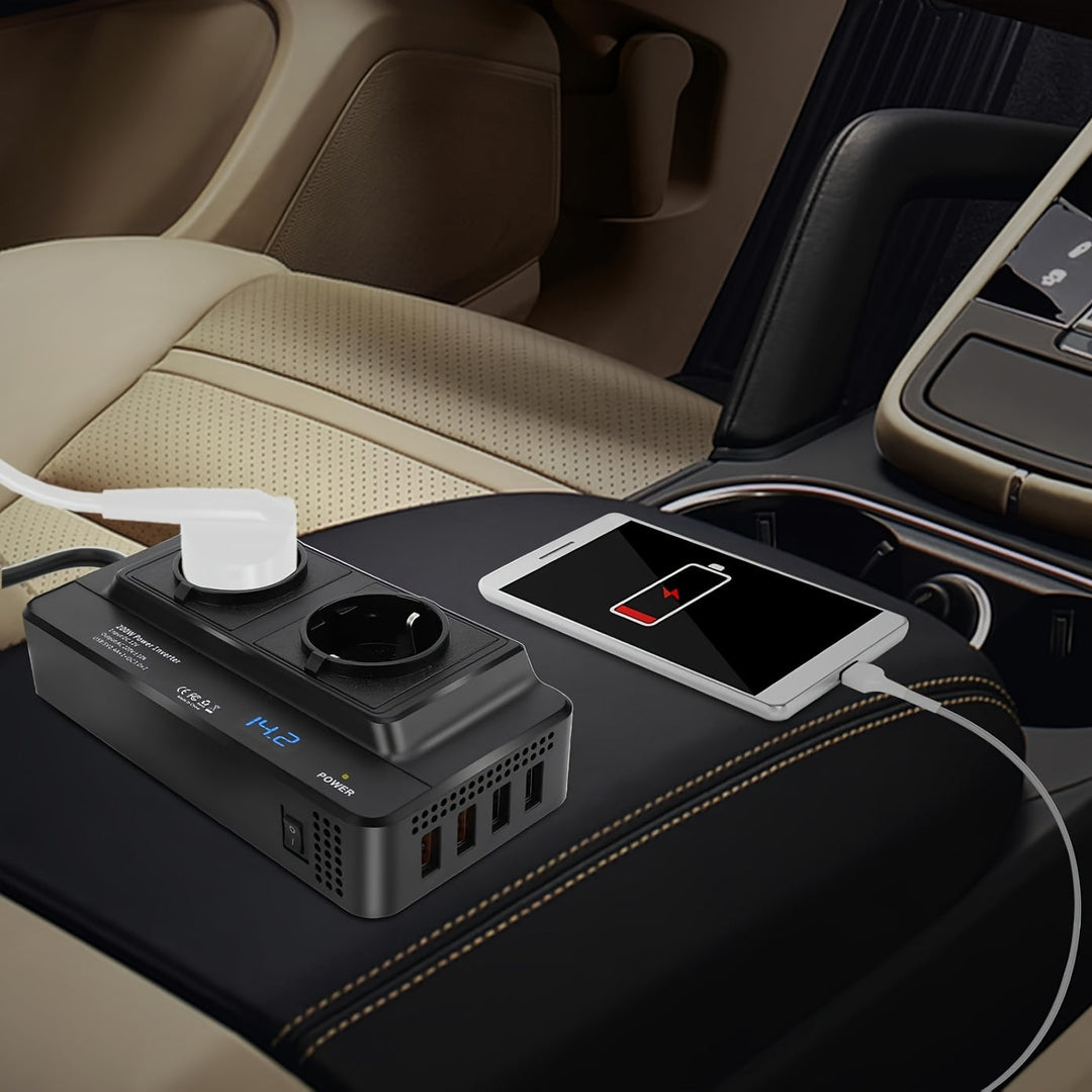 Kompakt bilinverter 200W – To stikkontakter og fire USB-porter