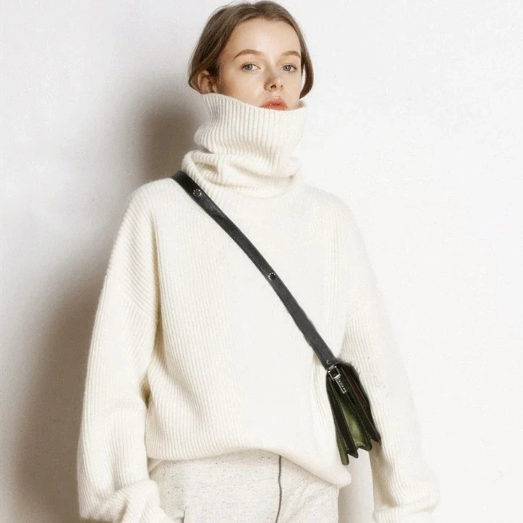 Oversized sweater with polo collar for women