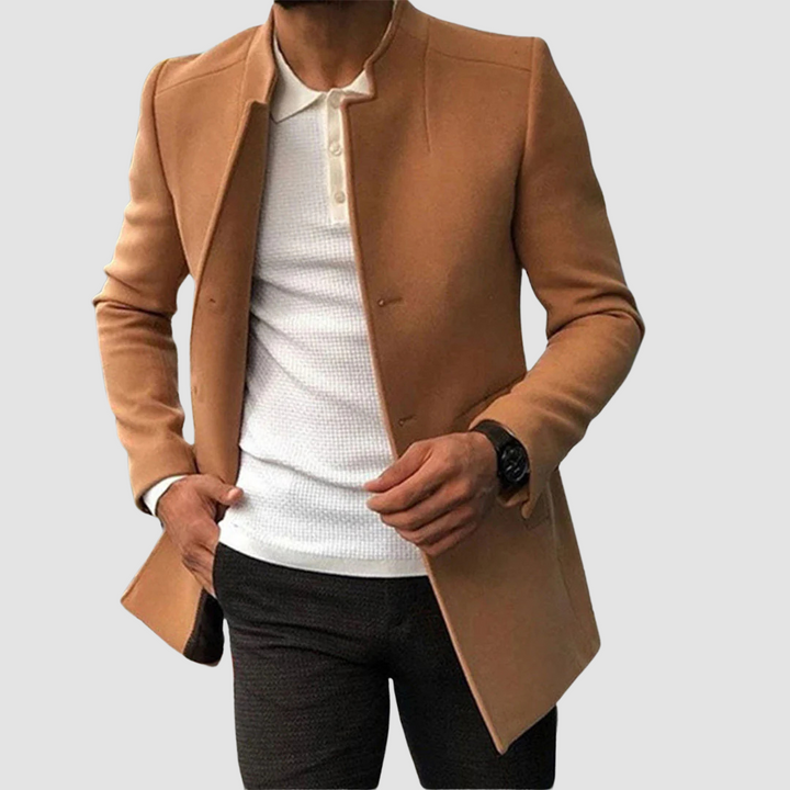 Classic long men's coat
Timeless elegance for every season