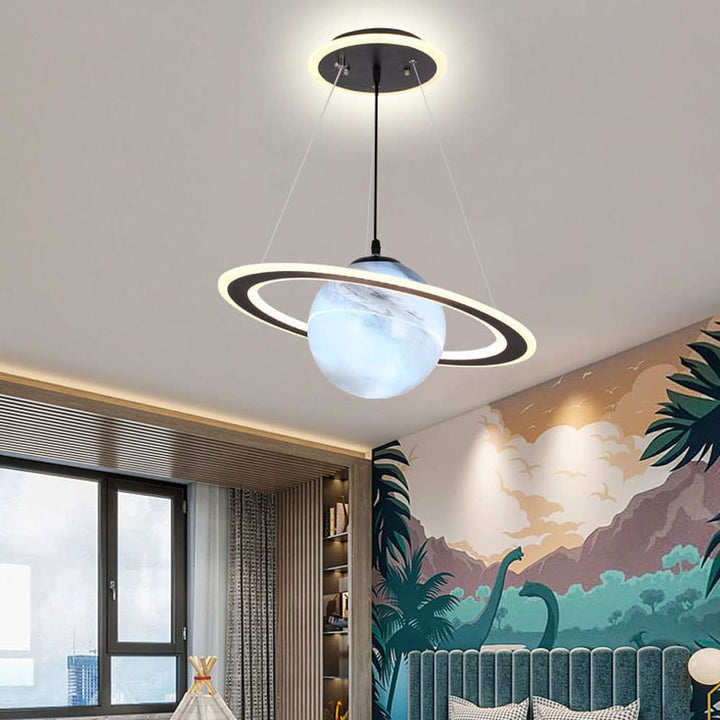 LED-Hengelampe for Barn – CosmoGlow
