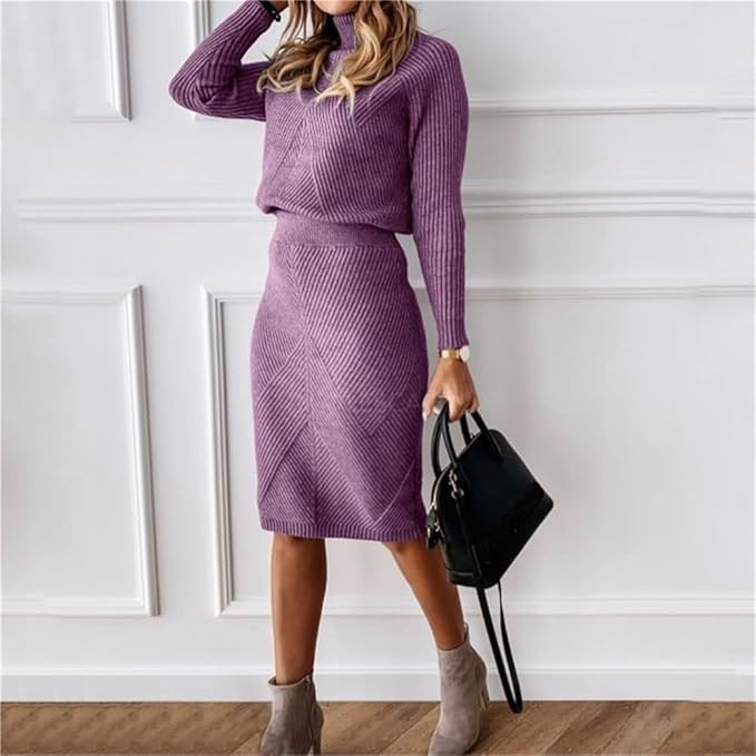 Two-piece set with tight-fitting skirt