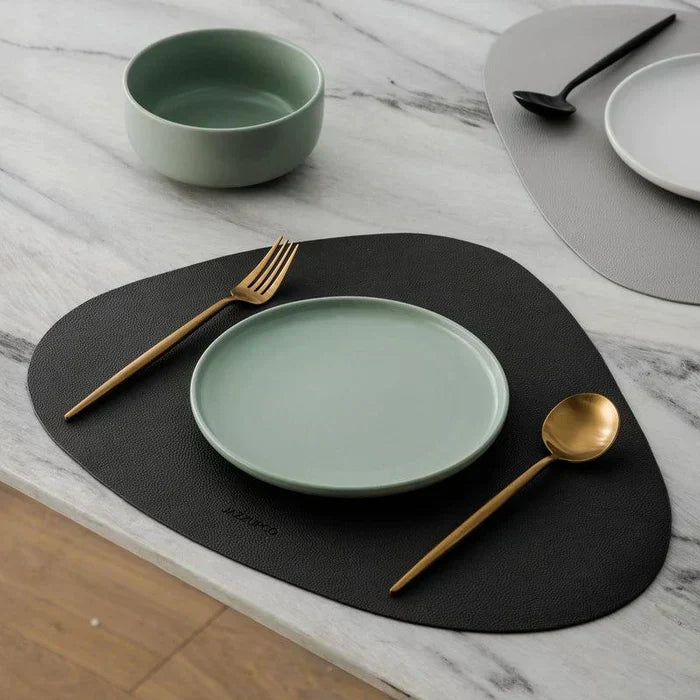 Minimalistisk bestikk til moderne bord - PureSet