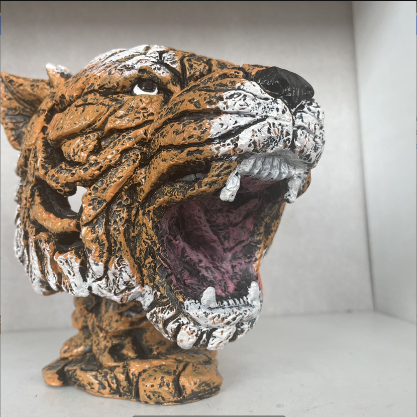 Realistiske Dekorative Dyrefigurer – WildGrace