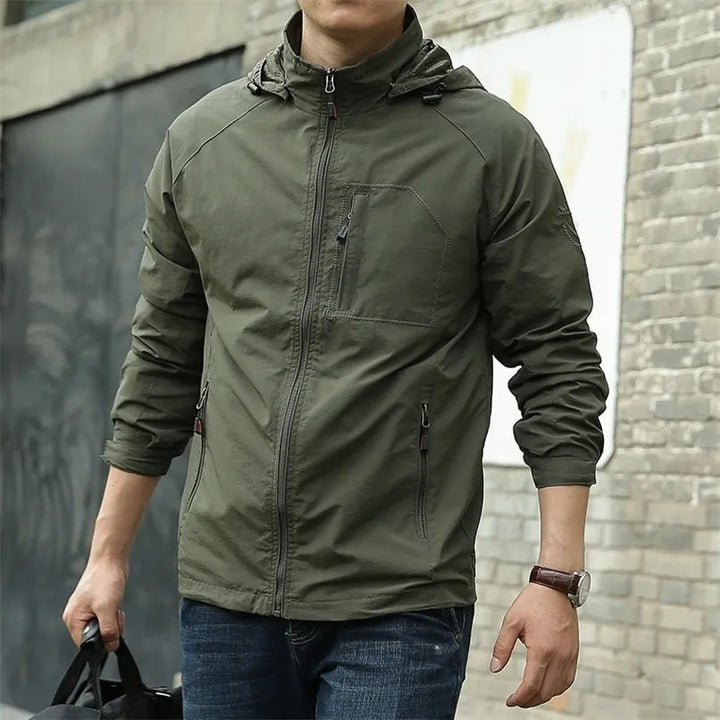 Everest waterproof outdoor jacket with detachable hood
All-weather protection for the modern adventurer