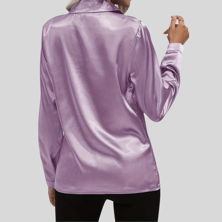 Elegant blouse for women – subtle style