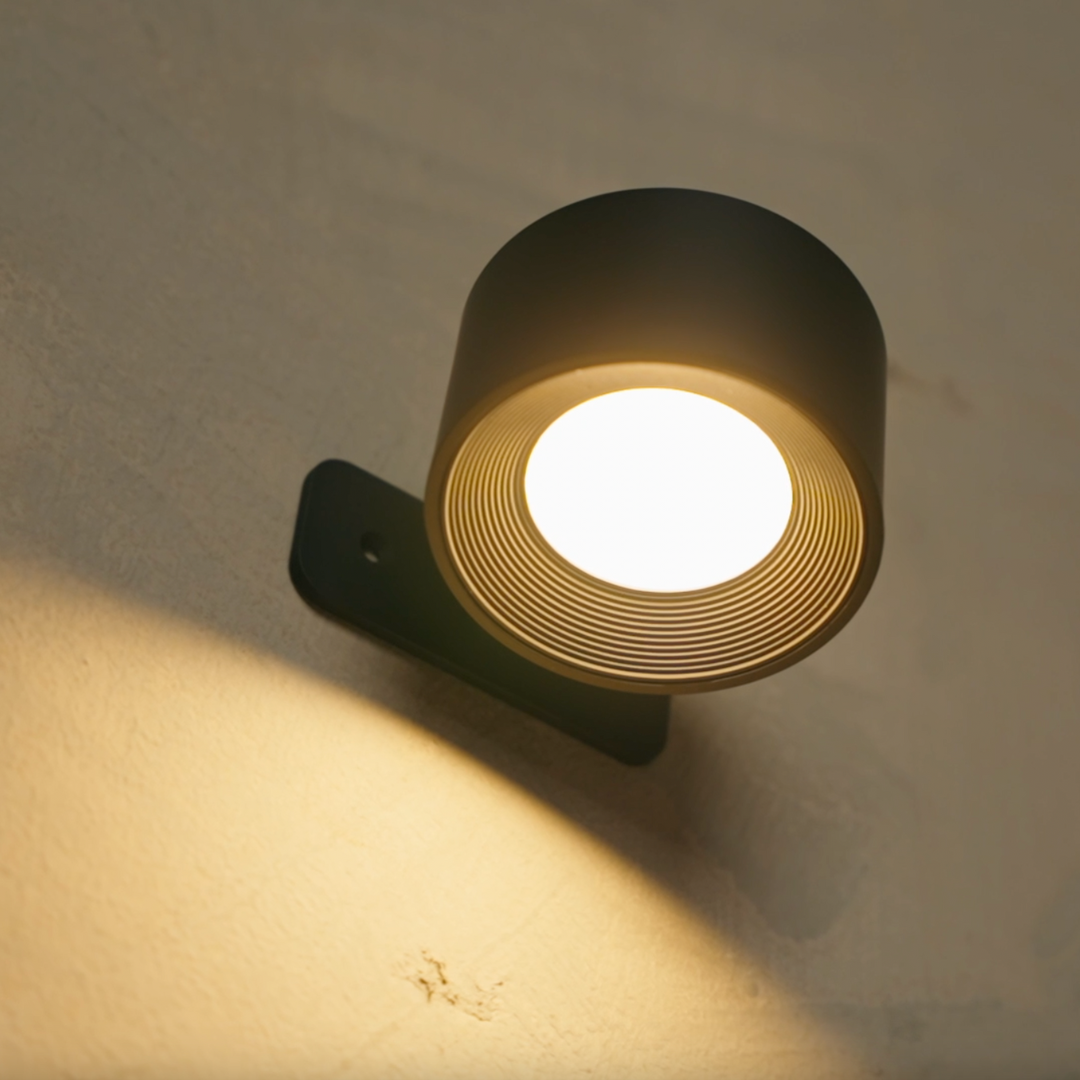 Trådløs LED-vegglampe med 360° dreibart hode, berøringsdimmer, 3 farger
