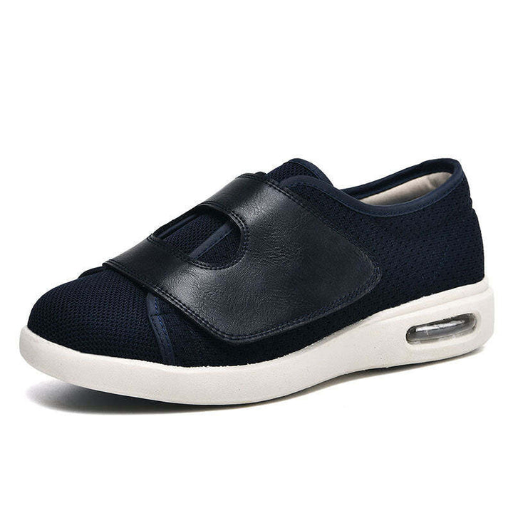 Wide diabetes shoes for swollen feet
