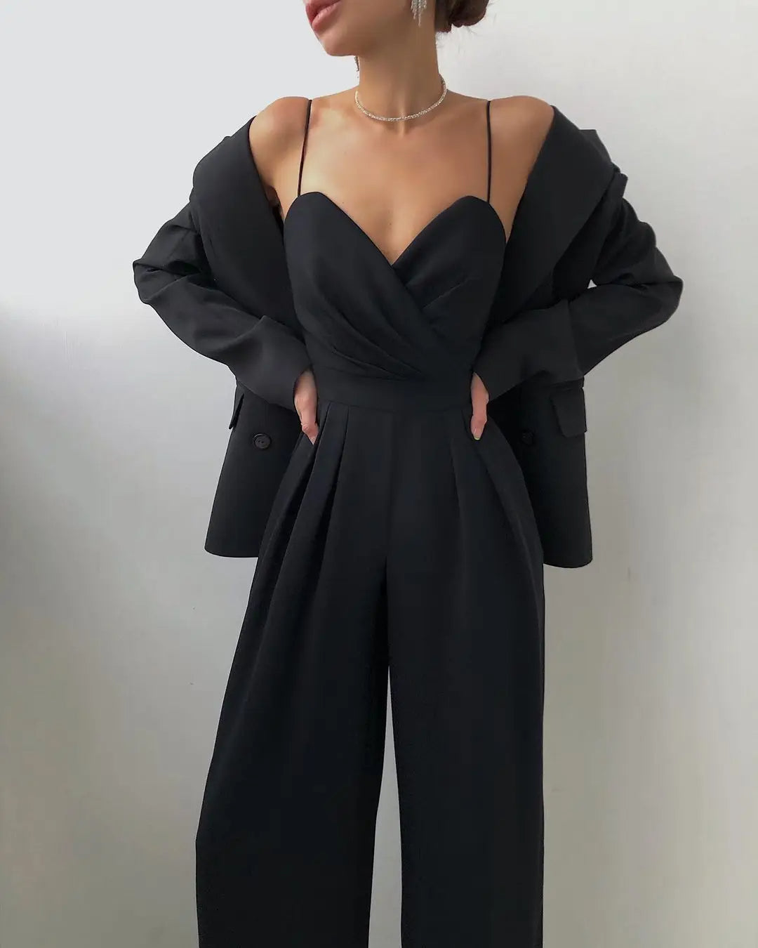 Ermeløs Jumpsuit med Høy Liv og Brede Bukser