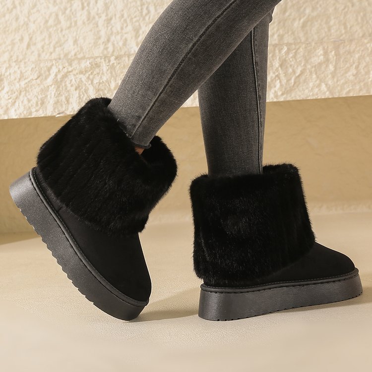 Slippers with Plush Lining and Stable Sole