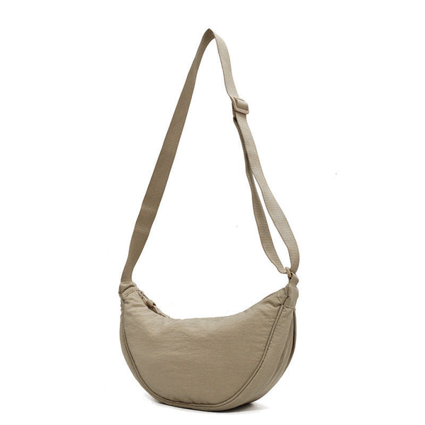 Geräumige Schultertasche aus Nylon für Frauen