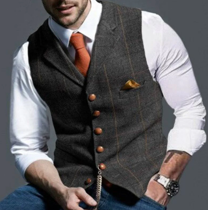 Vintage vest for men – classic style with modern edge