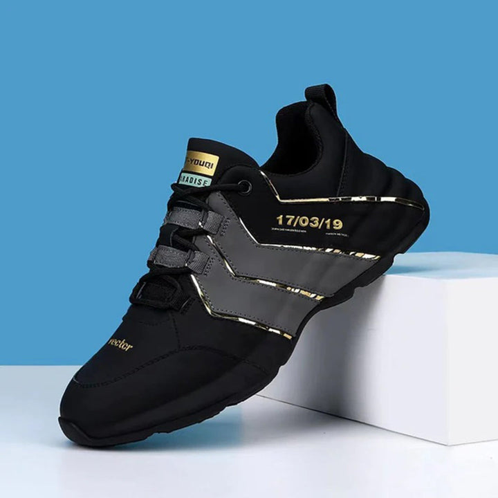 Sporty men's sneakers with breathable comfort
