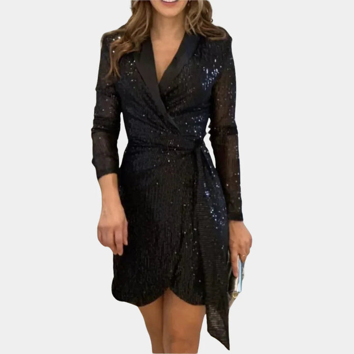 Stylish blazer dress for women
Elegant sophistication with a glamorous touch