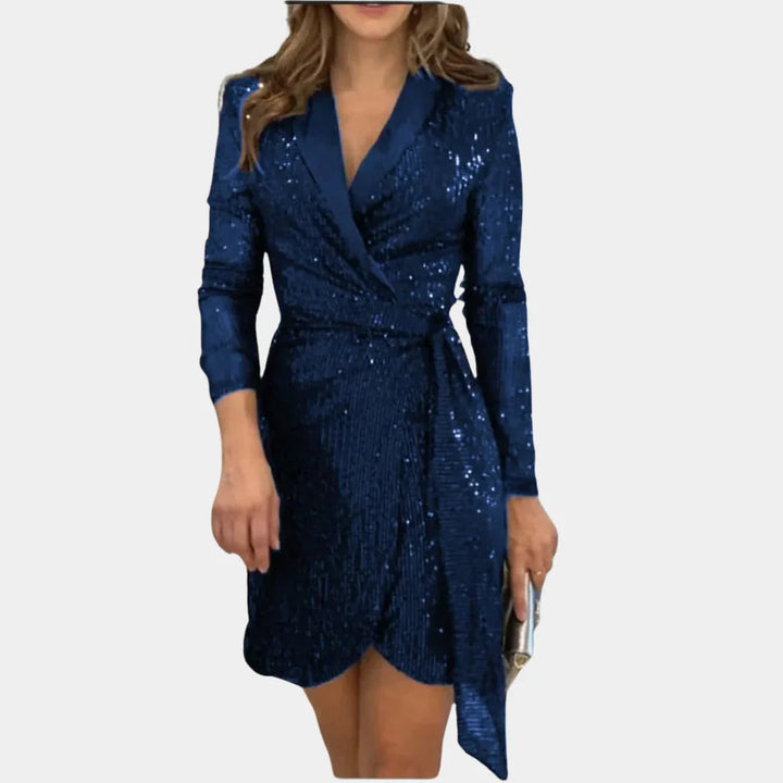 Stylish blazer dress for women
Elegant sophistication with a glamorous touch
