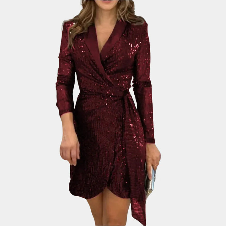 Stylish blazer dress for women
Elegant sophistication with a glamorous touch