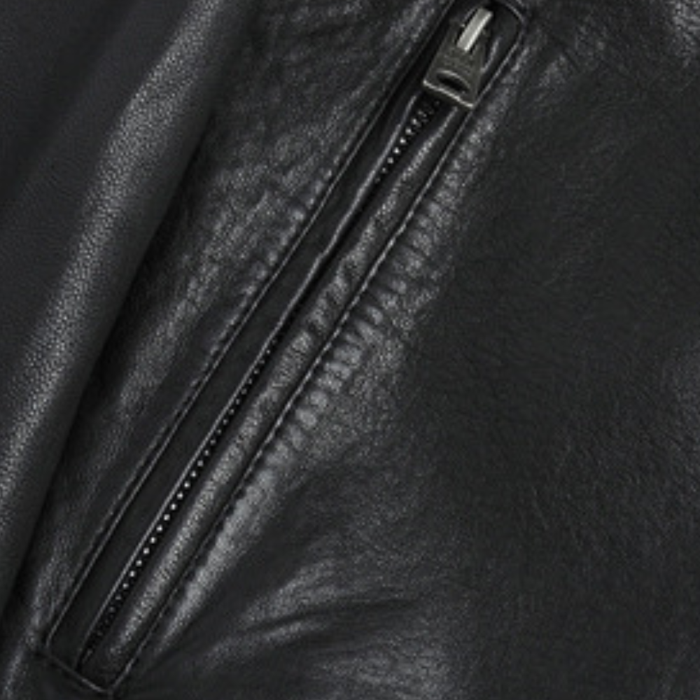 Light and sleek summer jacket in leather
