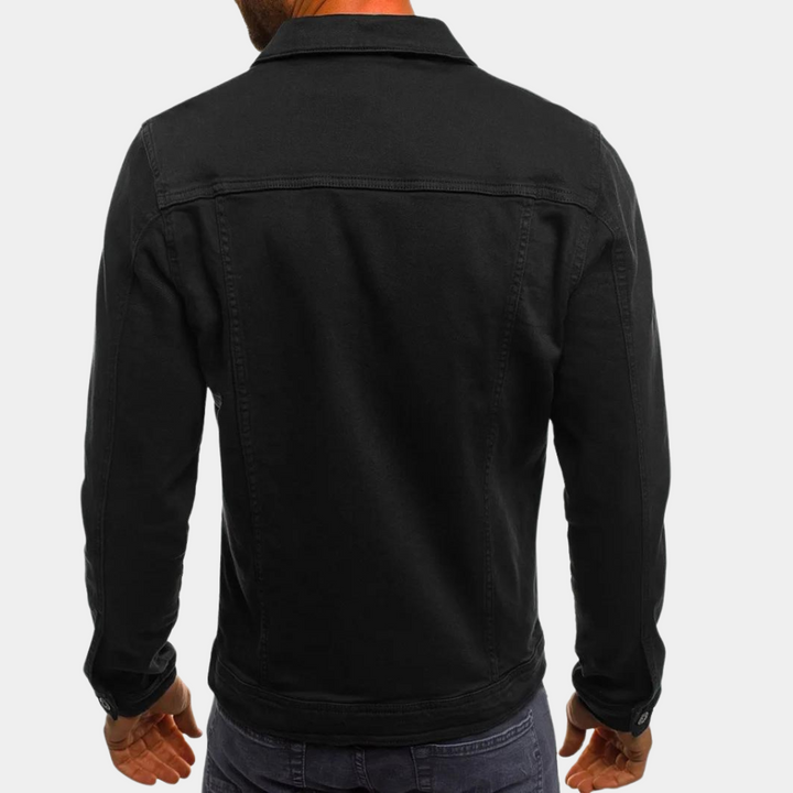 Casual denim jacket for men
Timeless style meets everyday comfort