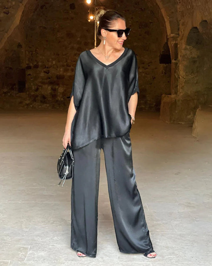 Elegant To-Delt Kvinnesett (Topp & Bukser)