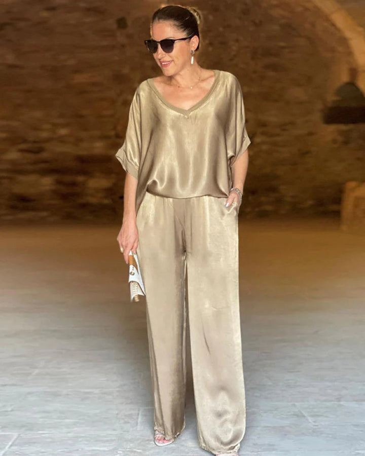 Elegant To-Delt Kvinnesett (Topp & Bukser)