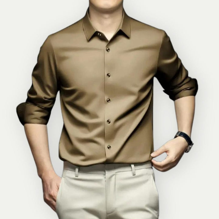Crepe and wrinkle-free men's shirt