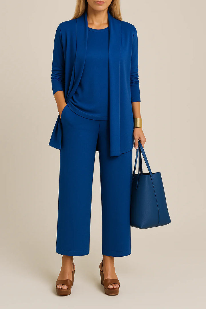 Stylish and refined 3-piece suit