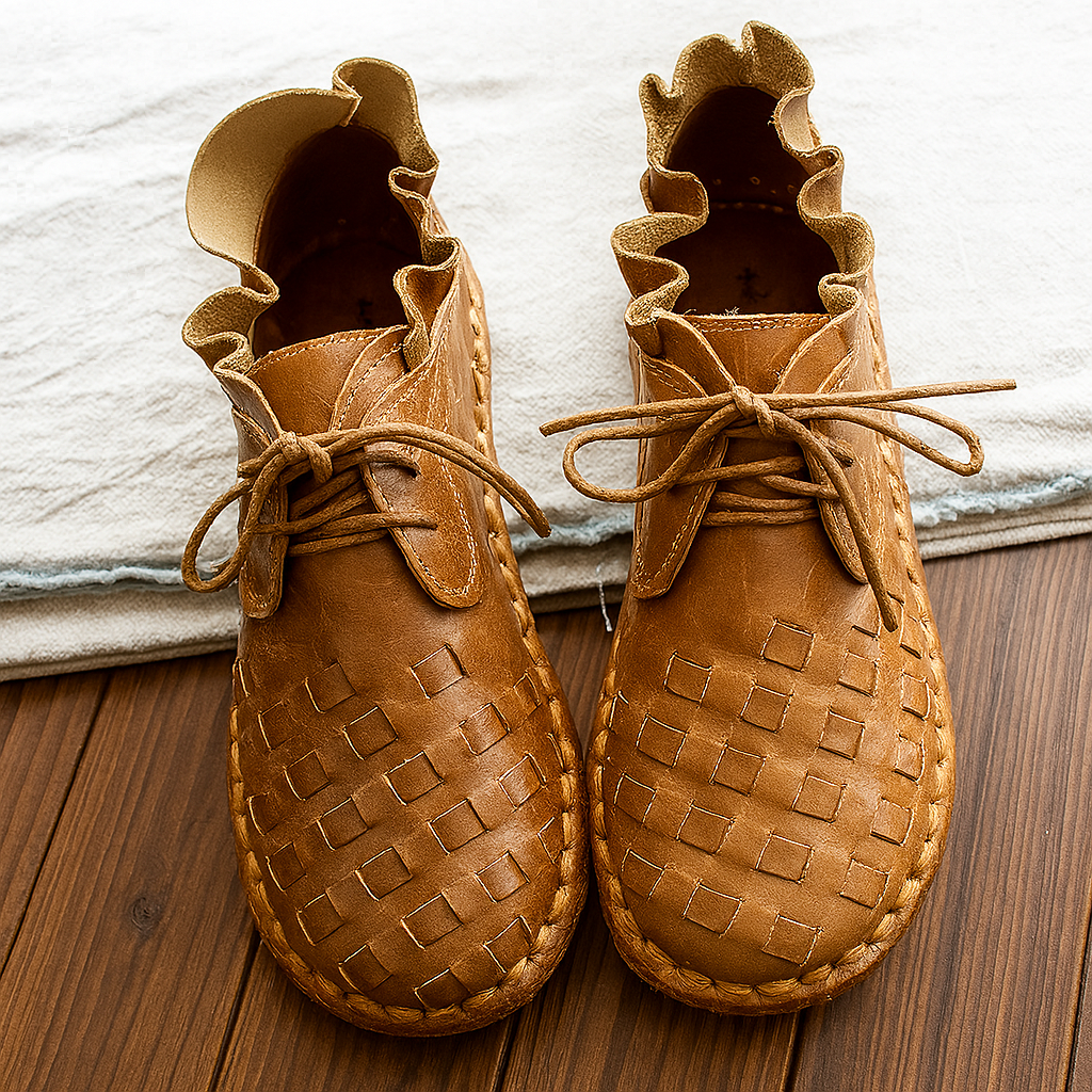 Retro Mori Girl style with artistic touch Handmade flat shoes in cowhide