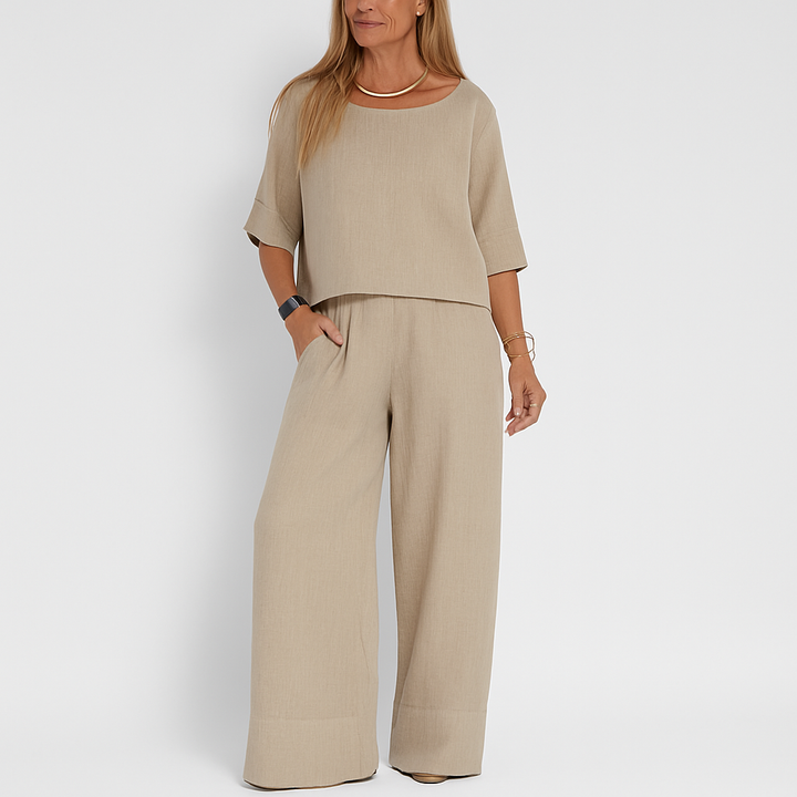 Women's set in linen blend with relaxed fit and two pieces